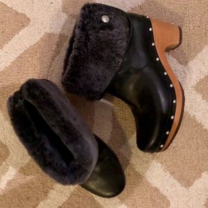 Ugg Heeled Boots - W5 - Black LYNNEA Leather - New